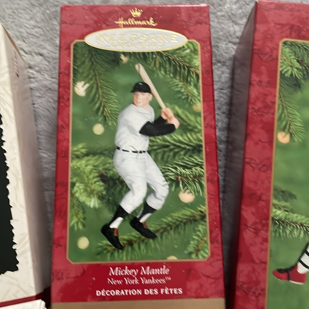 Hallmark keepsakes - Picture 5 of 6